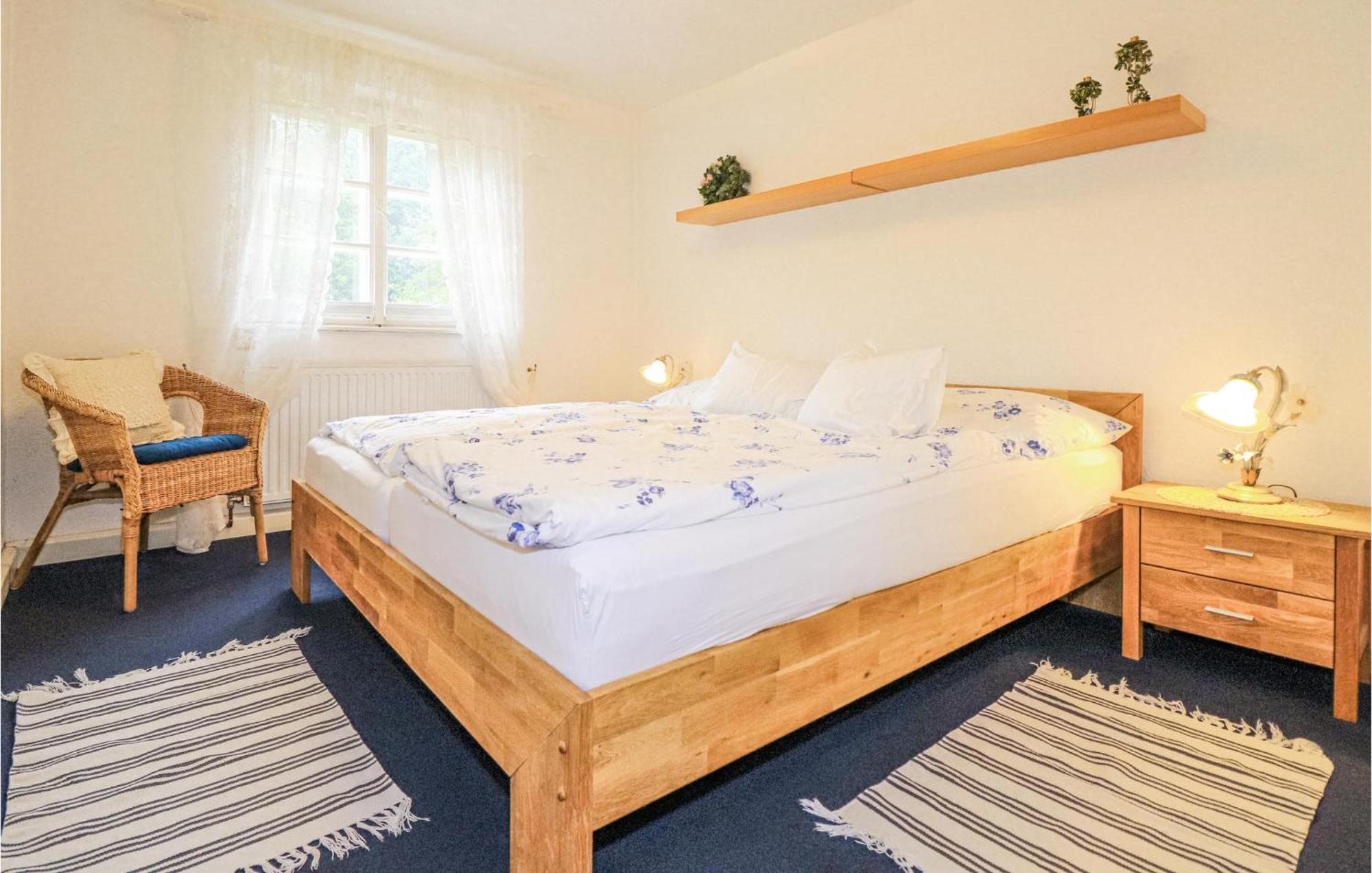 Ferienwohnung Mit Seeblick Aldrans Exterior photo