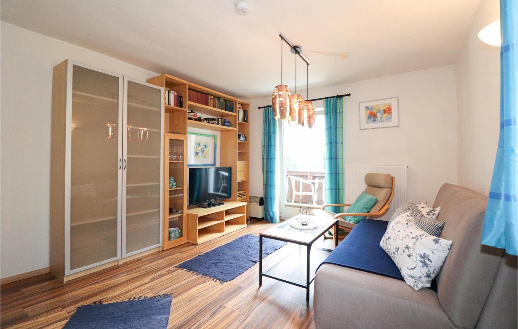 Ferienwohnung Mit Seeblick Aldrans Exterior photo