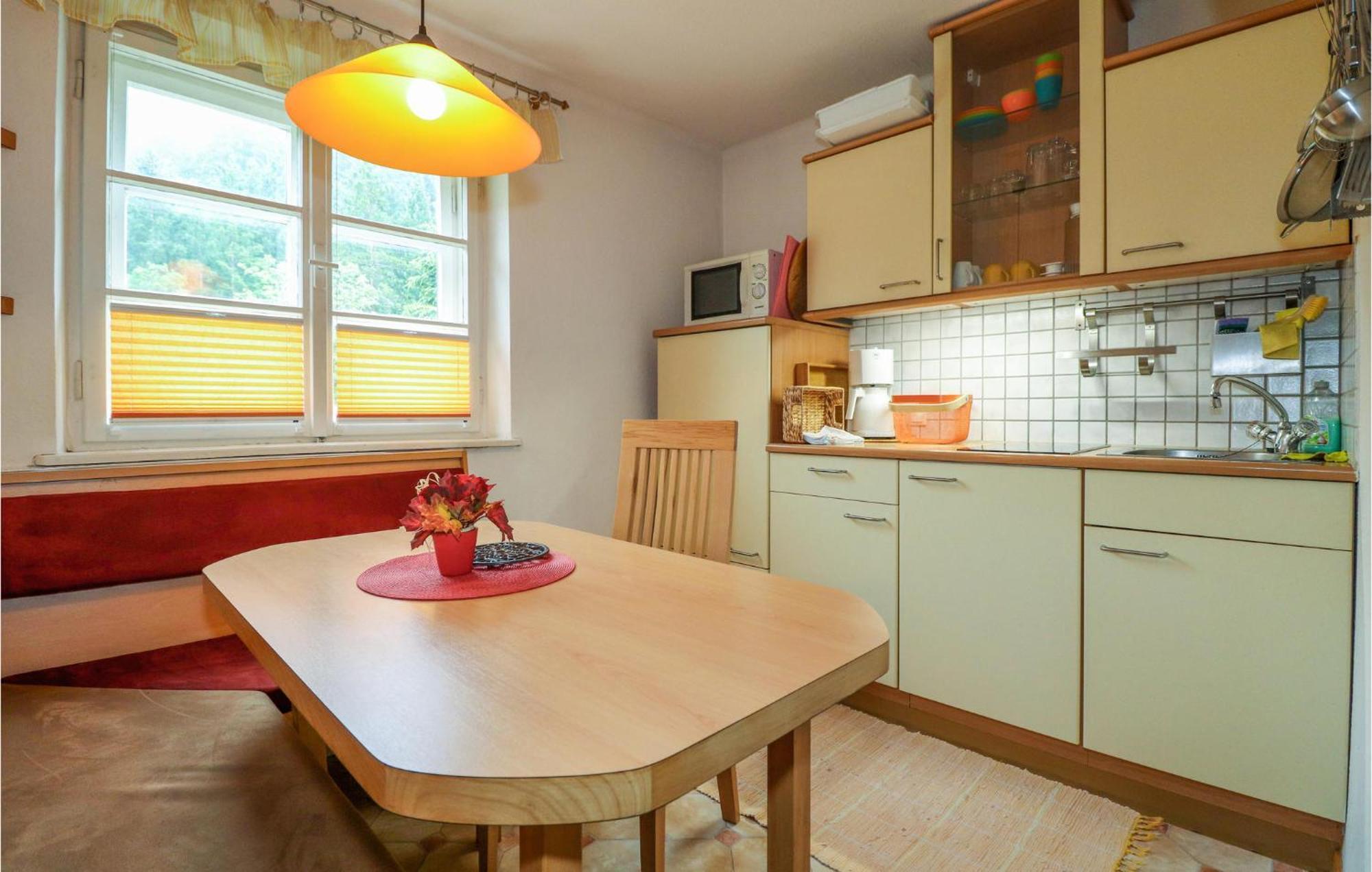 Ferienwohnung Mit Seeblick Aldrans Exterior photo
